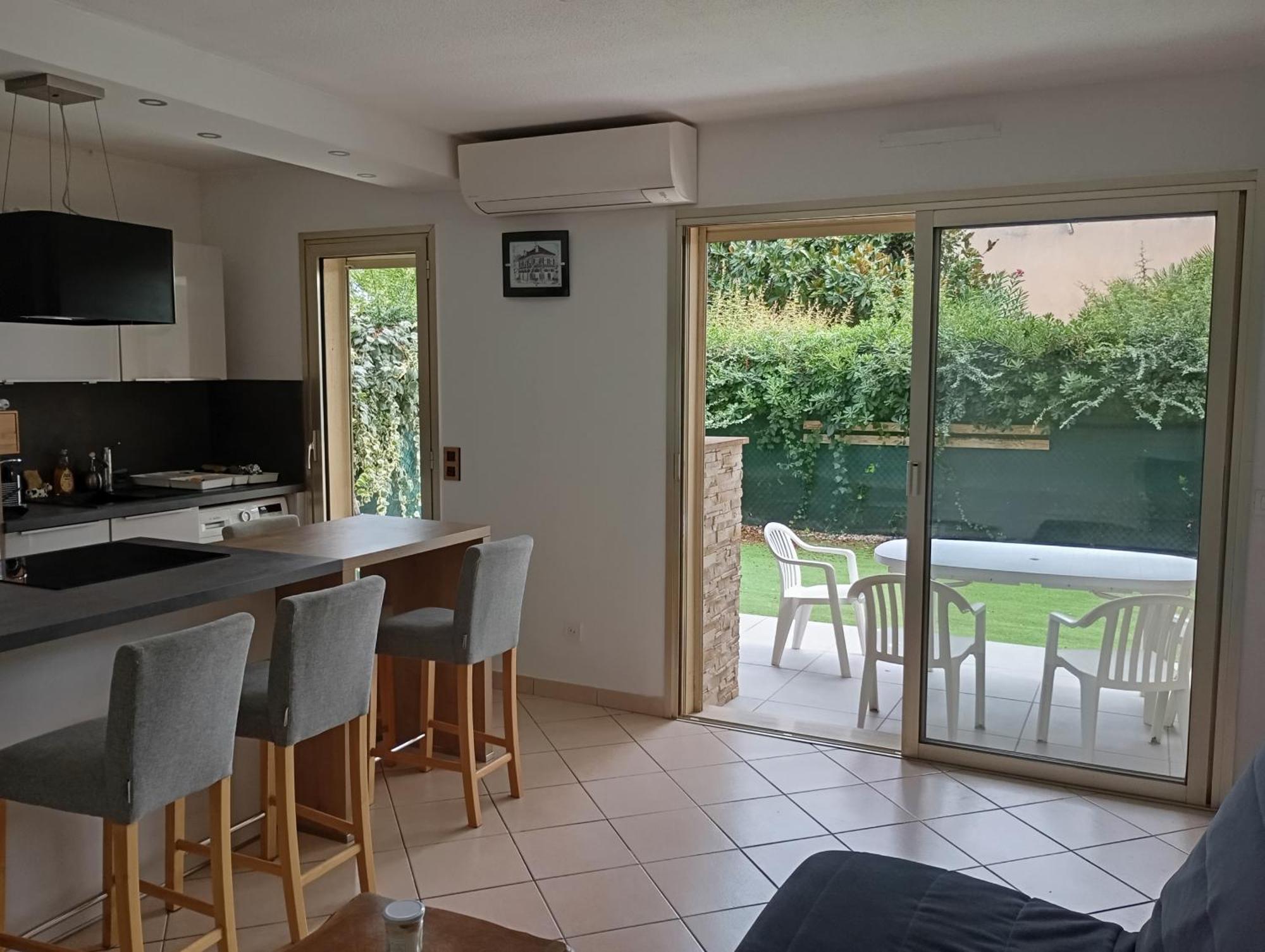 Lumineux Avec Terrasse De 50m2 Apartment Antibes